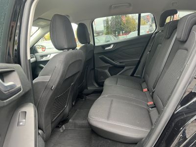 FORD FOCUS 1.0 EcoBoost Connected M.o.-i. 1.tul. Márkaszervizelt! Carplay