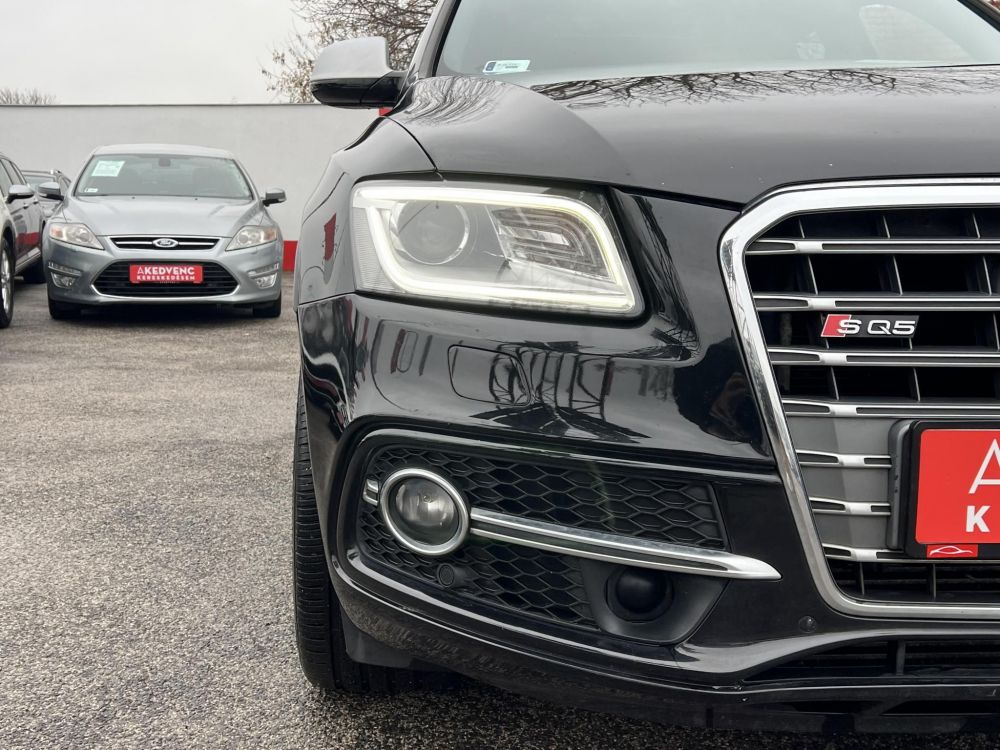 AUDI Q5 SQ5 3.0 TDI quattro Tiptronic ic Xenon Panorámatető Távtartó Navi Kamera Memória Ülésfűtés Vonóhorog