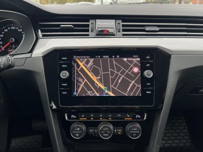 VOLKSWAGEN PASSAT VIII Variant 2.0 TDI SCR Business DSG Végig márkaszervizelt. LED Távtartó Ülésfűtés Navi Bluetooth MEGKÍMÉLT állapot!