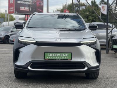 TOYOTA BZ4X Executive AWD 15e km. JBL. magas felszereltség!