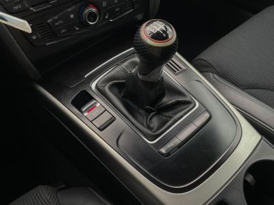 AUDI A4 Avant 2.0 TDI DPF S-line Klíma Tempomat Bluetooth Navi 6 sebességes!