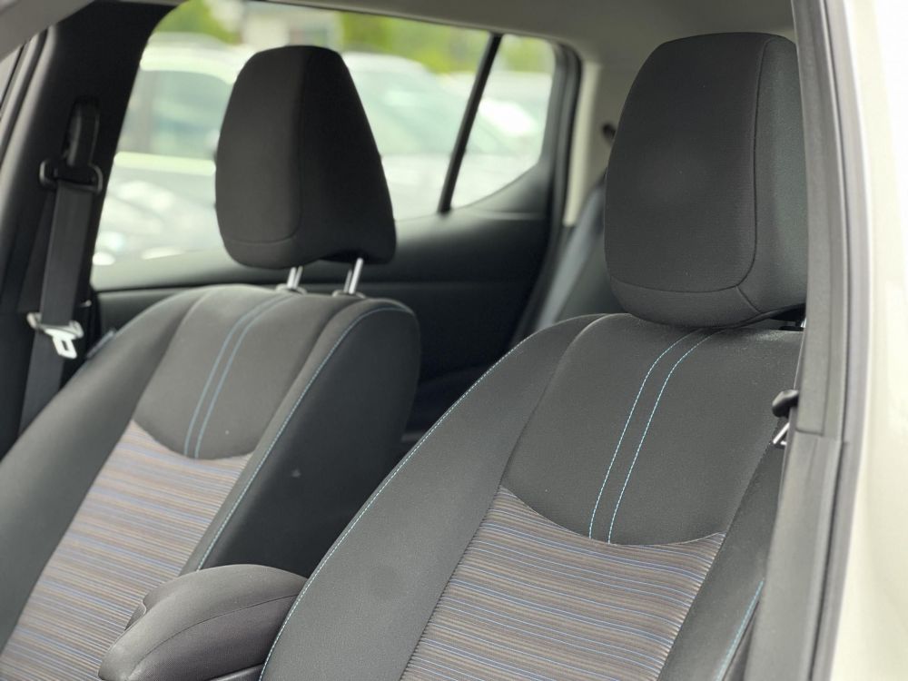 NISSAN LEAF Acenta 40kWh (Automata) 45e km. 270 km hatótáv.Ülésfűtés. kormányfűtés. téli-nyári kerék szett!
