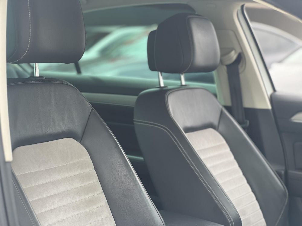 VOLKSWAGEN PASSAT VIII 2.0 TDI BMT SCR Comfortline DSG Magyarországi. Gyári fényezés. Végig vezetett szervizkönyv!