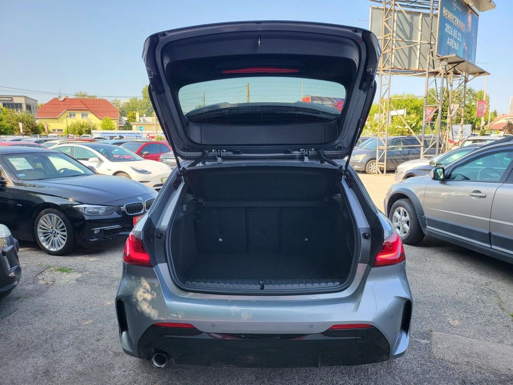 BMW 118i M Sport DKG 9e km. Adaptív LED Panorámatető Harman/Kardon Memória Carplay