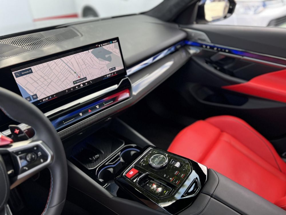 BMW M5 (Automata) Magyarországi. Bowers & Wilkins. 3év/200e km garancia!