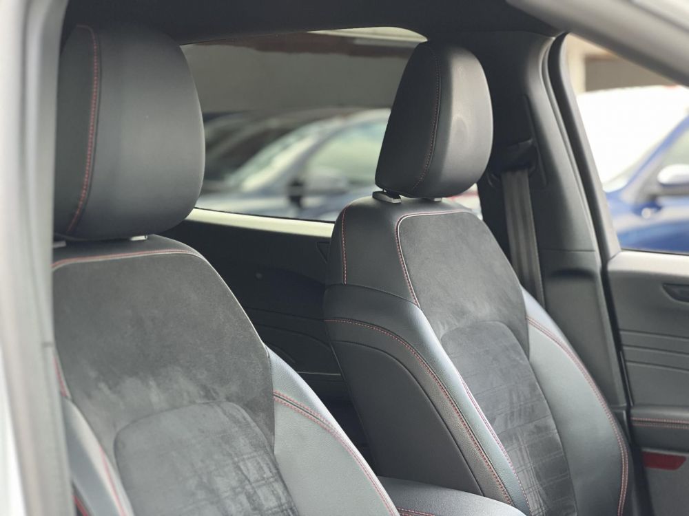 FORD KUGA 2.5 PHEV ST-Line X CVT 58e km. Carplay