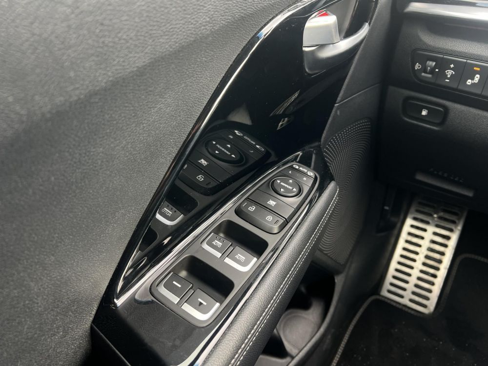 KIA NIRO HEV 1.6 GDI Gold DCT JBL