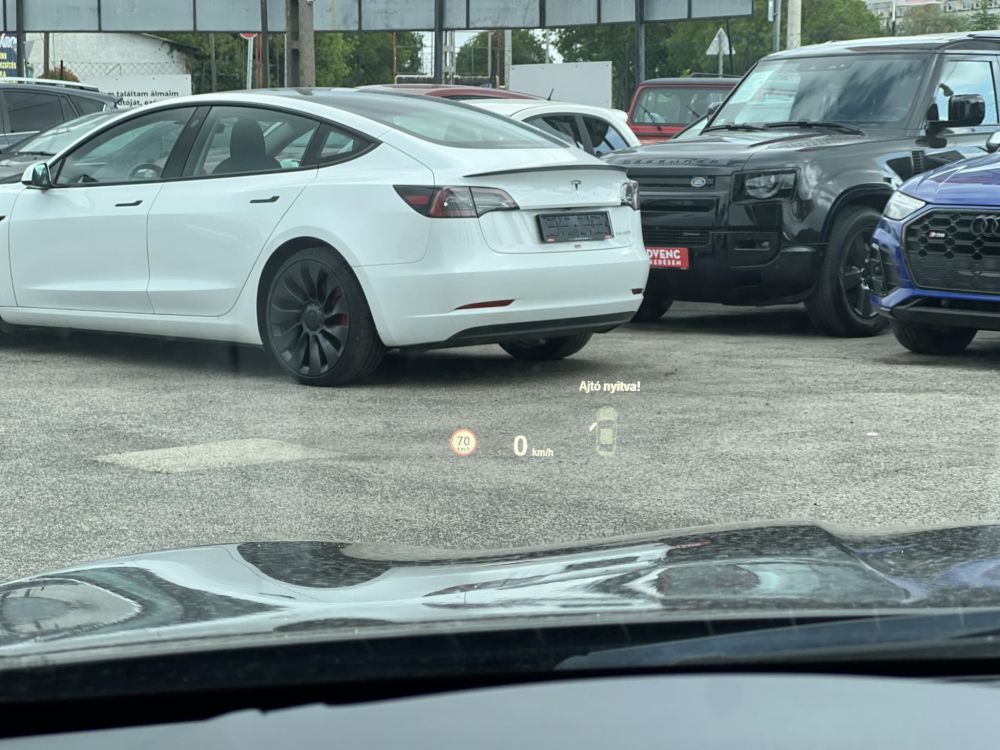 BMW 520d (Automata) Napfénytető. vaj bőrbelső. memória. HUD. kamera. 2 gyári kulcs!
