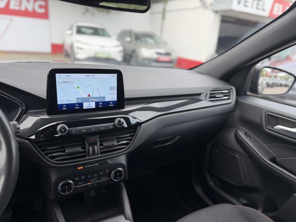 FORD KUGA 2.5 PHEV Freedom CVT 103e km. 70 km elektromos hatótáv. kamera. ülésfűtés. vonóhorog. CARPLAY!