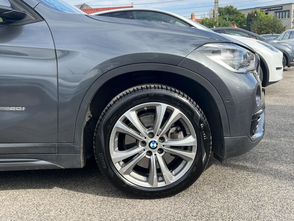 BMW X1 xDrive20i (Automata) M.o.-i. 1.tul. Márkaszervizelt!