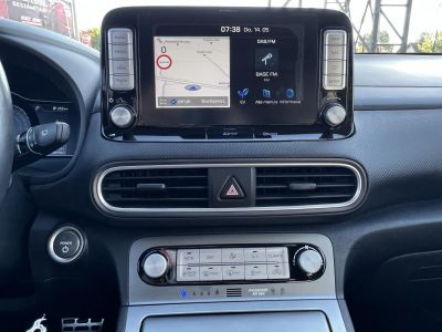 HYUNDAI KONA EV 64kWh Premium Magas felszereltség. megkímélt állapot!