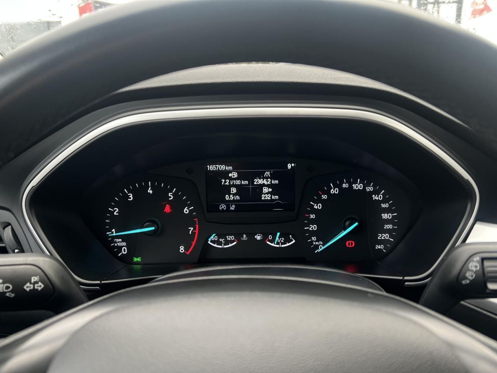 FORD FOCUS 1.0 EcoBoost Connected M.o.-i. 1.tul. Márkaszervizelt! Carplay