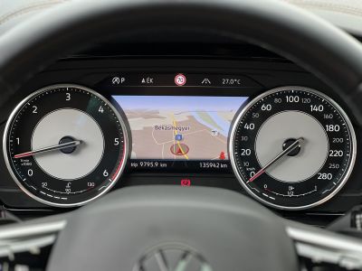 VOLKSWAGEN TOUAREG 3.0 V6 TDI Atmosphere Tiptronic ic 135e km. M.o.-i. magasan felszerelt. márkaszervizelt előélet!