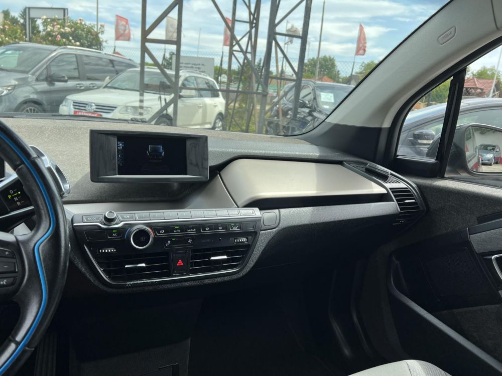 BMW I3 (Automata) 60Ah 100e km. Frissen szervizelt!