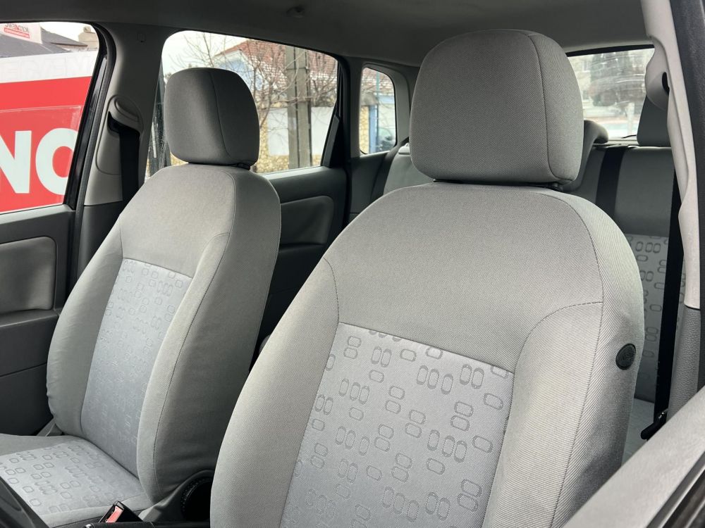 FORD FIESTA 1.3 Comfort Semmi extra.....még 1 év műszaki!