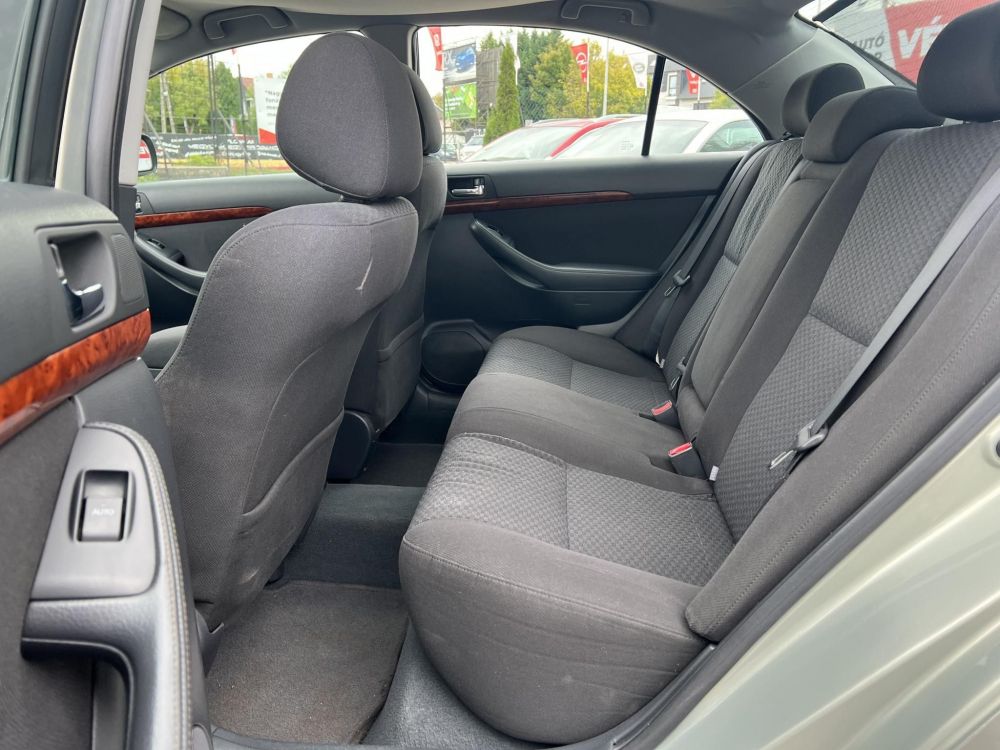 TOYOTA AVENSIS 2.0 D Webasto Ülésfűtés Tempomat Digitklíma