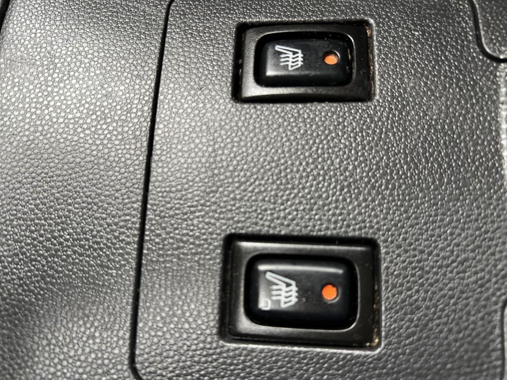 SUZUKI IGNIS 1.3 GLX AC Magyarországi. klíma. ülésfűtés. vonóhorog. 4 évszakos gumik!