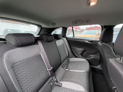 OPEL ASTRA K Sports Tourer 1.5 CDTI Business Edition Tolatóradar. tempomat. keveset futott