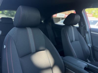 HONDA CIVIC 1.0 T Executive Sport Line 65e km. Magyarországi. 2 tulajdonos. Teljes szerviztörténet!
