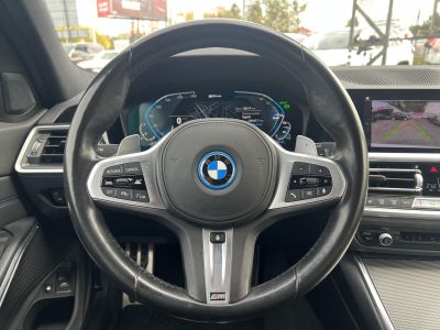 BMW 330e M Sport (Automata) Frissen szervizelt. LED Panorámatető ACC Holttér Keyless Sávtartó