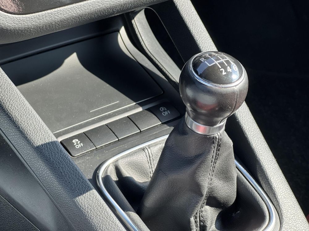 VOLKSWAGEN EOS 2.0 CR TDI Napfénytető. vezérlés cserélve. új kettős tömegű lendkerék!