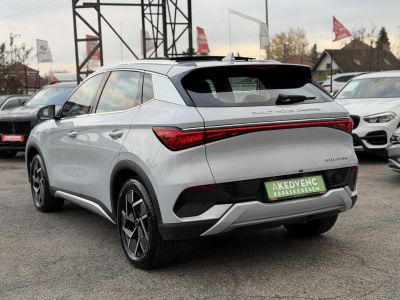 BYD ATTO 3 Design 60,4kWh LFP. M.o.-i. 1.tul. garanciális. panorámatető. világos belső!