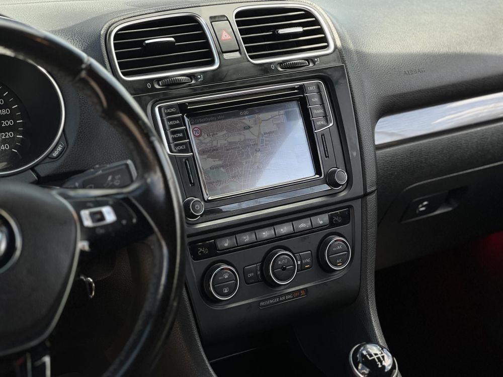 VOLKSWAGEN GOLF VI 2.0 TDI Cabrio 108e km