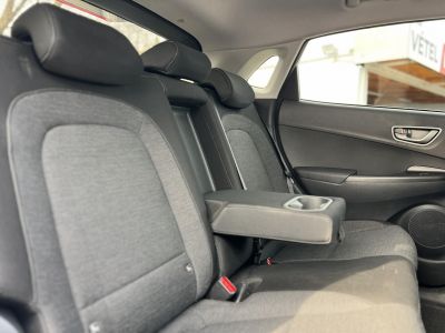 HYUNDAI KONA EV 64kWh Style 100% akku. HUD. sávtartó. CarPlay. 400km hatótáv!