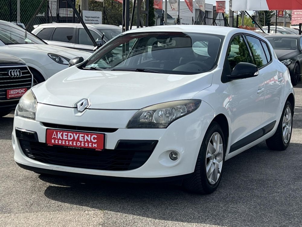 RENAULT MEGANE 1.6 Dynamique Magyarországi. teljes szerviztörténet! LEGJOBB ÁR!