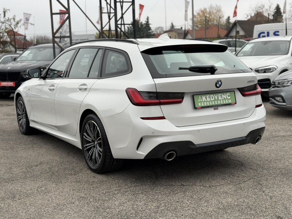 BMW 330e M Sport (Automata) Frissen szervizelt. Új téli gumik!