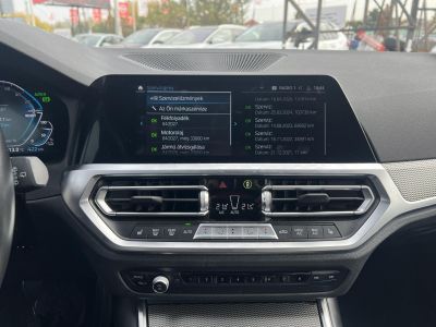 BMW 330e M Sport (Automata) Frissen szervizelt. LED Panorámatető ACC Holttér Keyless Sávtartó