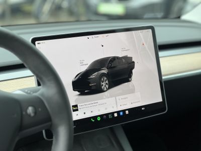 TESLA MODEL Y Long Range AWD (Automata) 94e km. 510km hatótáv. RYZEN proci. 2031-ig garancia!