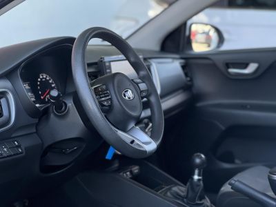KIA STONIC 1.25 MPI Style 63e km. Magyarországi. Gyári fényezés. Végig vezetett szervizkönyv!