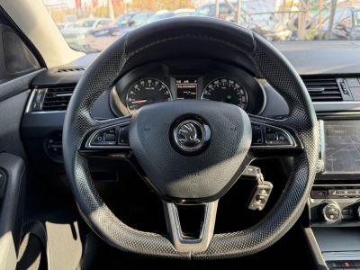 SKODA OCTAVIA 1.6 CR TDI Elegance DSG Magyarországi Xenon Tempomat Navi Ülésfűtés Digitklíma