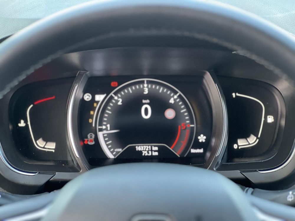RENAULT GRAND SCENIC Scénic 1.7 Blue dCi Intens EDC (7 személyes ) Carplay. Tolatókamera. tempomat