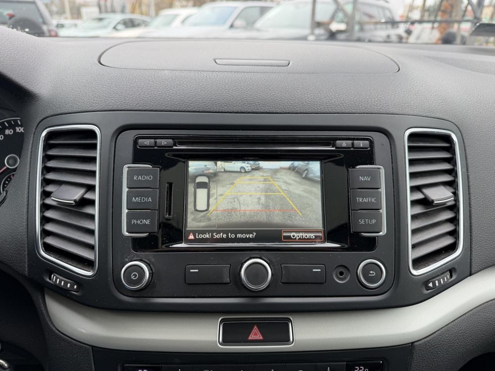 SEAT ALHAMBRA 2.0 CR TDI Style DSG [7 személy] Panorámatető Ülésfűtés Adaptív futómű Világos belső Frissen szervizelt!