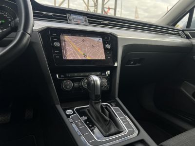 VOLKSWAGEN PASSAT VIII Variant 1.5 TSI ACT Business DSG 109e km. LED Távtartó Kamera Navi Ülésfűtés Bluetooth Téli-nyári kerék!