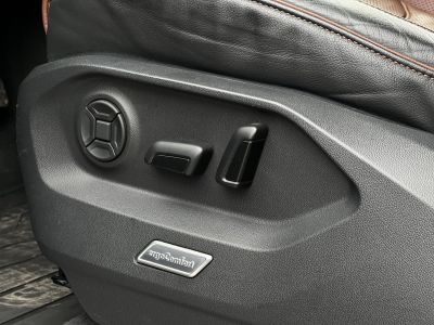 VOLKSWAGEN TOUAREG 3.0 V6 TDI Atmosphere Tiptronic ic 135e km. M.o.-i. magasan felszerelt. márkaszervizelt előélet!