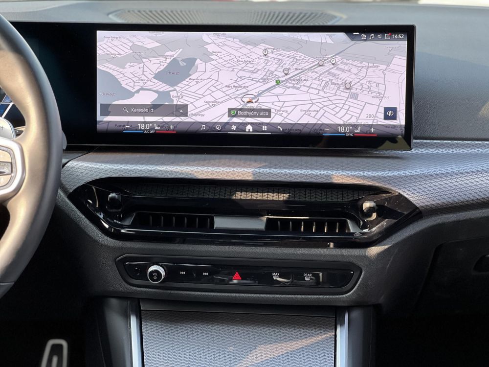 BMW 330i xDrive (Automata) M-SPORT. Facelift