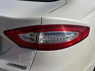 FORD MONDEO 2.0 HEV Titanium (Automata) Rendszeresen karbantartott Garanciális váltó!