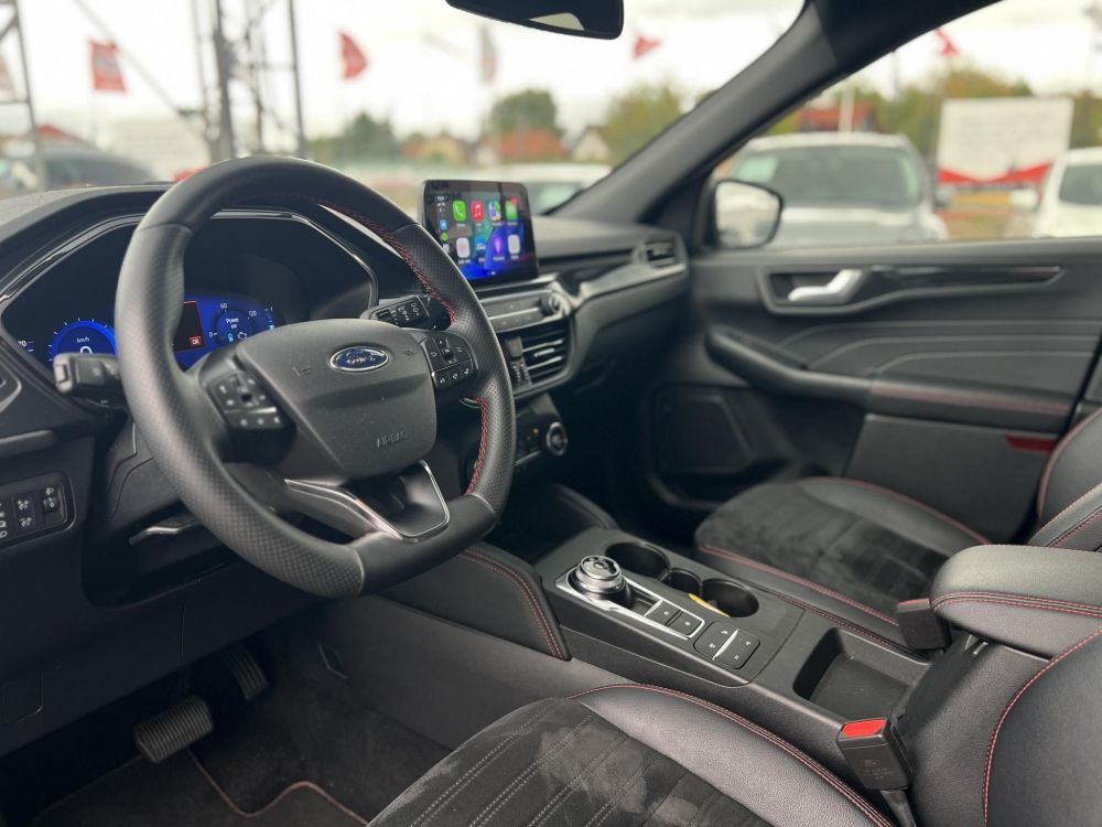 FORD KUGA 2.5 PHEV ST-Line X CVT 85e km. Carplay