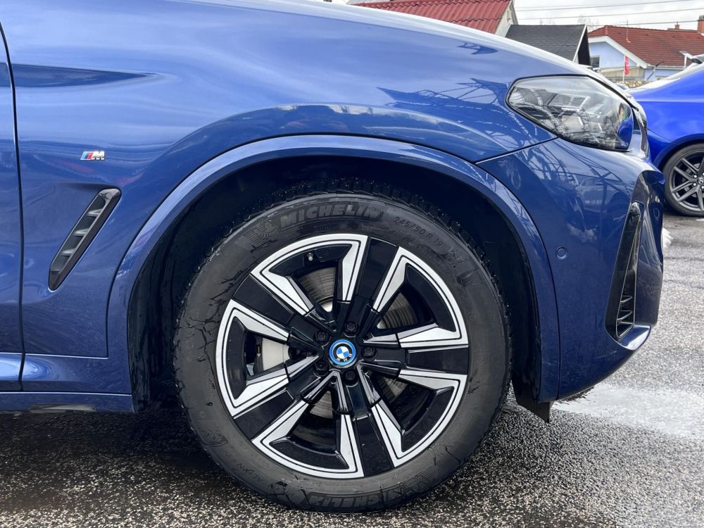 BMW IX3 73,9kWh M-sport Carplay Panoráma tető ÁFÁS-ÁR!