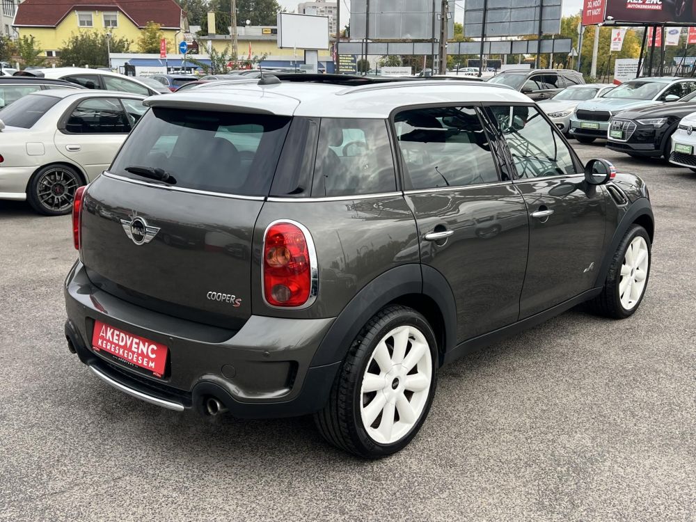 MINI COUNTRYMAN Cooper1.6 S ALL4 (Automata) Magyarországi Xenon Panorámatető Ülésfűtés Tempomat Kormányváltó