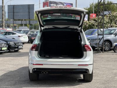 VOLKSWAGEN TIGUAN 2.0 TDI BMT SCR Highline 4Motion DSG R-line. dynaudio. panoráma tető. virtual cockpit. vezetett szervizkönyv!