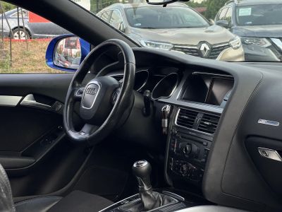 AUDI A5 Coupé 2.0 T FSi S-line 163e km. sérülésmentes. téli-nyári gumi. dokumentált előélet!
