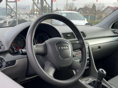 AUDI A4 1.6 Klíma Tolatóradar Új téli gumik!