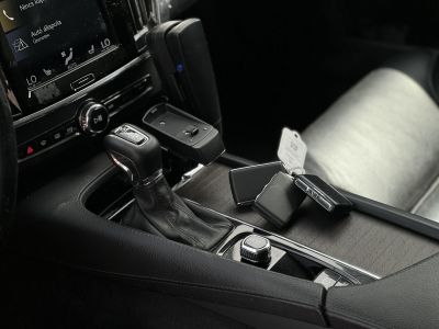 VOLVO V90 Cross Country 2.0 D [D4] AWD Geartronic Ments meg! :)