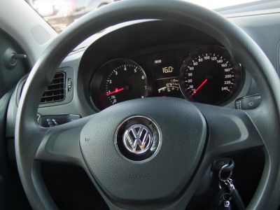 VOLKSWAGEN POLO 1.0 MPI Trendline 172e km. Klíma