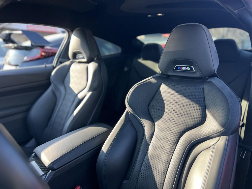 BMW M4 Competition (Automata) hátsókerék hajtás. carbon tető. harman/kardon. frissen szervizelt!