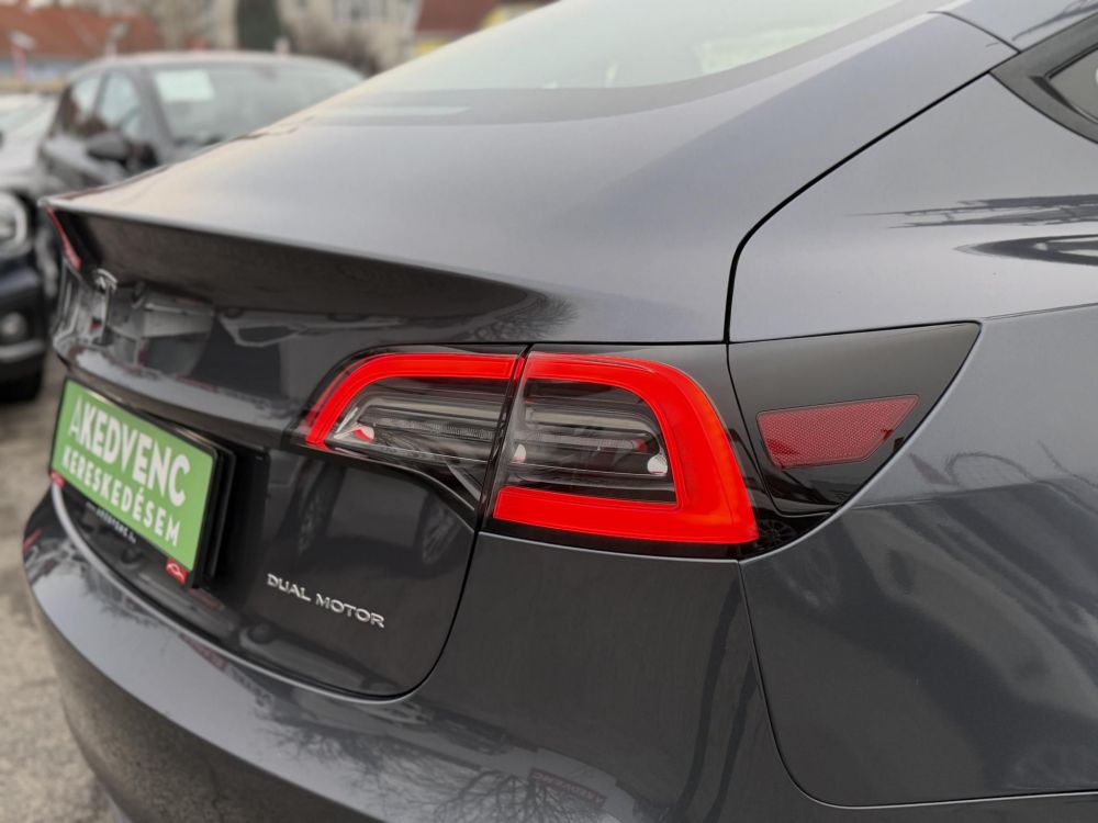 TESLA MODEL 3 Long Range AWD (Automata) 95e km. garanciális. mátrix LED. hőszivattyú. premium hifi